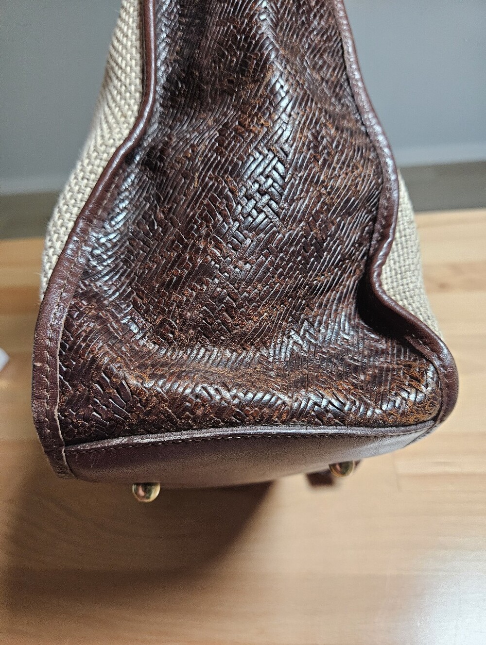 Vintage Brahmin Woven Tan and Brown Shoulder Bag - Picture 10 of 13